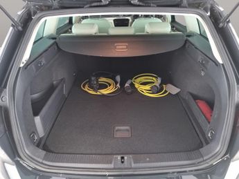 Volkswagen Passat 1.4 TSI GTE Plug-in DSG (218 ps) - HEATED SEATS - DAB - BLUETOOT
