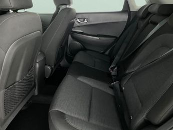 Hyundai Kona 64kWh Premium (10.5kW Charger) (204 ps) - LED - REVERSE CAM - NA