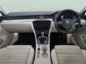 Volkswagen Passat 1.4 TSI GTE Plug-in DSG (218 ps) - HEATED SEATS - DAB - BLUETOOT