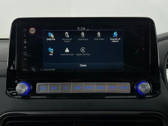 Hyundai Kona 64kWh Premium (10.5kW Charger) (204 ps) - LED - REVERSE CAM - NA