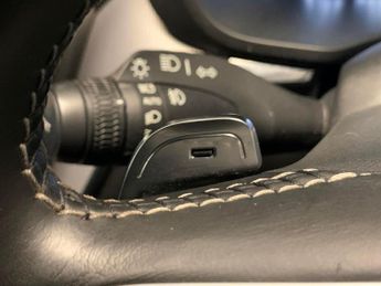 Volvo XC60 2.0 B5 MHEV R-Design Pro AWD (235 ps) - SUNBLINDS - SURROUND VIE