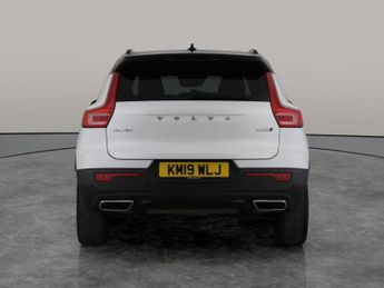 Volvo XC40 2.0 D3 R-Design AWD (150 ps) - KEYLESS START - AUTO PARK - CARPL