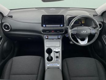 Hyundai Kona 64kWh Premium (10.5kW Charger) (204 ps) - LED - REVERSE CAM - NA