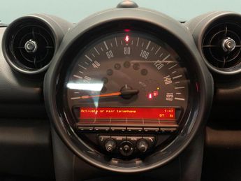 Mini Countryman 1.6 Cooper (122 ps) - STEERING WHEEL - 2-SPOKE LEATHER - BONNET