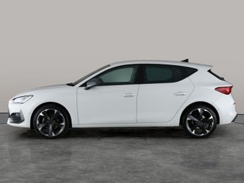 Cupra Leon 1.5 eTSI EVO V1 DSG (150 ps) - LED - REVERSE CAM - NAV