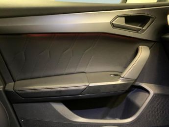 Cupra Leon 1.5 eTSI EVO V1 DSG (150 ps) - LED - REVERSE CAM - NAV