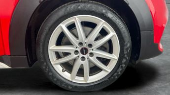 Mini Countryman 1.5 10kWh Cooper SE Sport Plug-in ALL4 (222 ps) - ADAPTIVE LED L