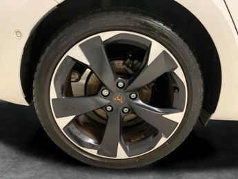 Cupra Leon 1.5 eTSI EVO V1 DSG (150 ps) - LED - REVERSE CAM - NAV