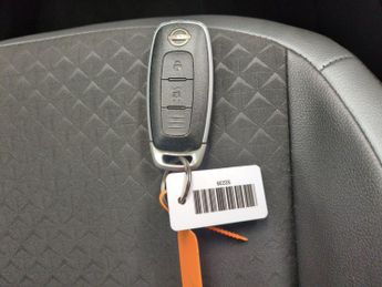 Nissan Juke 1.0 DIG-T N-Connecta DCT (114 ps) - NAV - WIFI - LANE DEPARTURE