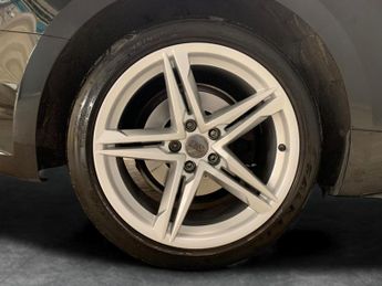 Audi A5 1.4 TFSI S line Coupe S Tronic (150 ps) - DRIVING MODES - PADDLE