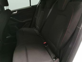 Ford Focus 1.0T EcoBoost ST-Line (125 ps) - AIR CON - KEYLESS START