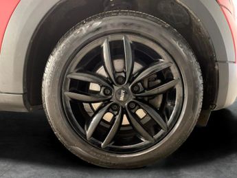 Mini Countryman 1.6 Cooper (122 ps) - STEERING WHEEL - 2-SPOKE LEATHER - BONNET