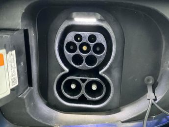 Kia Niro 64kWh 3 (201 bhp) - REVERSE CAM - NAV - HEATED LEATHER