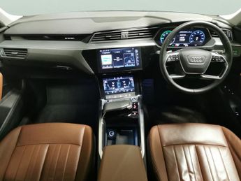 Audi e-tron 50 Technik quattro 71.2kWh (11kW Charger) (313 ps) - ADJUSTABLE 