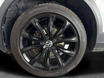 Volkswagen T-Roc 1.5 TSI EVO Black Edition DSG (150 ps) - PARK SENSORS - CAR-NET 