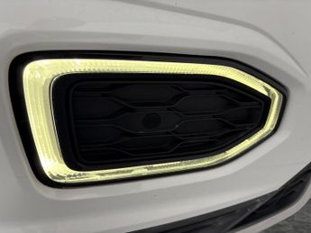 Volkswagen T-Roc 1.5 TSI EVO Black Edition DSG (150 ps) - PARK SENSORS - CAR-NET 