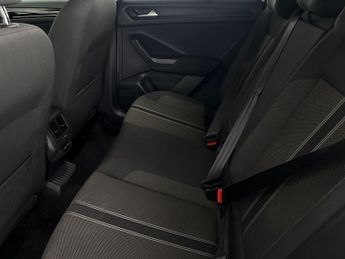 Volkswagen T-Roc 1.5 TSI EVO Black Edition DSG (150 ps) - PARK SENSORS - CAR-NET 