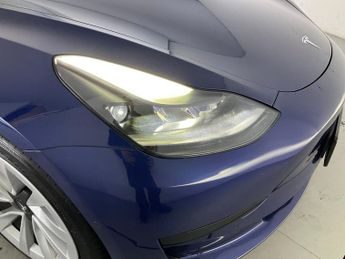 Tesla Model 3 Standard Range Plus RWD (241 bhp) - KEYLESS ENTRY - AUTO PARK - 