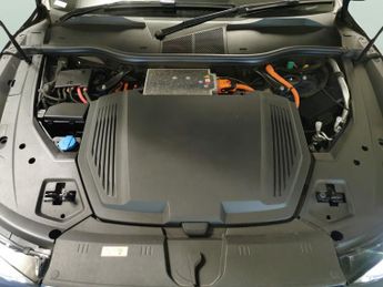 Audi e-tron 50 Technik quattro 71.2kWh (11kW Charger) (313 ps) - ADJUSTABLE 