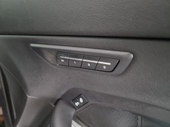 Jaguar E-pace 2.0 D180 SE AWD (180 ps) - NAV - LEATHER - WIFI