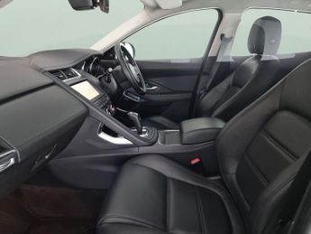 Jaguar E-pace 2.0 D180 SE AWD (180 ps) - NAV - LEATHER - WIFI