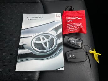 Toyota C-HR 1.8 VVT-h Excel CVT (122 ps) - LANE DEPARTURE  - WIFI - BLUETOOT