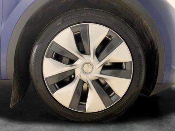 Tesla Model Y SUV RWD (346 ps) - HEATED STEERING - BLIND SPOT ASSIST - WIFI