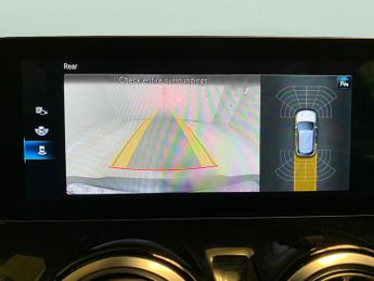 Mercedes-Benz EQA EQA 250 66.5kWh Sport (190 ps) - SELF PARK - REVERSE CAM - NAV