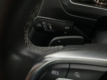 Volkswagen Tiguan 2.0 BiTDI R-Line DSG 4Motion (240 ps) - DYNAUDIO - LED - REVERSE