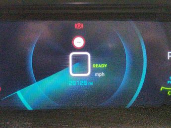 Peugeot E-2008 50kWh GT Premium (136 ps) - REVERSE CAM - ALCANTARA - NAV
