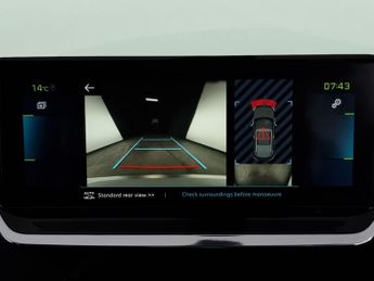 Peugeot E-2008 50kWh GT Premium (136 ps) - REVERSE CAM - ALCANTARA - NAV