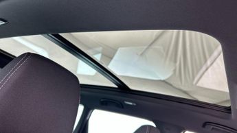 Skoda Karoq 1.5 TSI ACT SportLine DSG (150 ps) - PARK SENSORS - CLIMATE CONT