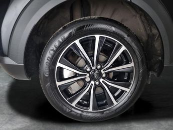 Ford Puma 1.0T EcoBoost MHEV Titanium DCT (125 ps) - CLOTH - BLACK - LED -