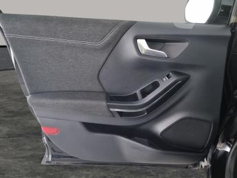 Ford Puma 1.0T EcoBoost MHEV Titanium DCT (125 ps) - CLOTH - BLACK - LED -