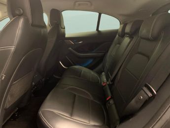 Jaguar I-PACE 400 90kWh HSE 4WD (400 ps) - LED - MERIDIAN AUDIO - NAV