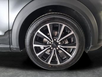 Ford Puma 1.0T EcoBoost MHEV Titanium DCT (125 ps) - CLOTH - BLACK - LED -