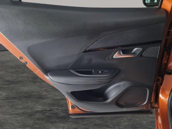 Peugeot E-2008 50kWh GT Premium (136 ps) - REVERSE CAM - ALCANTARA - NAV