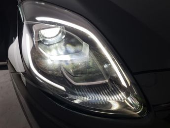 Ford Puma 1.0T EcoBoost MHEV Titanium DCT (125 ps) - CLOTH - BLACK - LED -