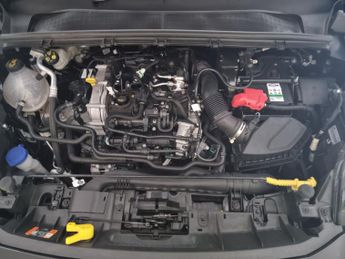 Ford Puma 1.0T EcoBoost MHEV Titanium DCT (125 ps) - CLOTH - BLACK - LED -