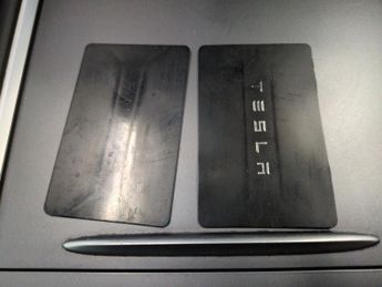 Tesla Model 3 (Dual Motor) Long Range 4WDE (346 ps) - AUTO PARK - LED - REVERS
