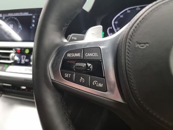 BMW 3 Series 2.0 330e 12kWh M Sport Touring Plug-in xDrive (292 ps) - LEATHER