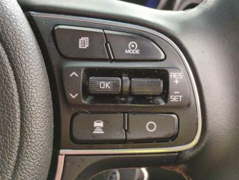 Kia Niro 1.6 GDi 2 DCT (139 bhp) - PADDLE SHIFT - AIR CON - PARK SENSORS