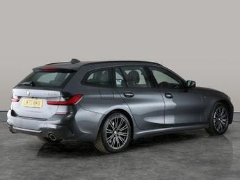BMW 3 Series 2.0 330e 12kWh M Sport Touring Plug-in xDrive (292 ps) - LEATHER