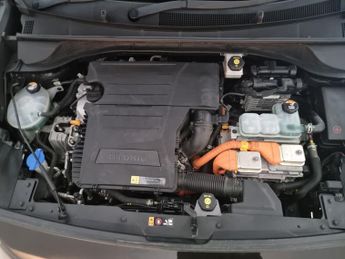 Kia Niro 1.6 GDi 2 DCT (139 bhp) - PADDLE SHIFT - AIR CON - PARK SENSORS