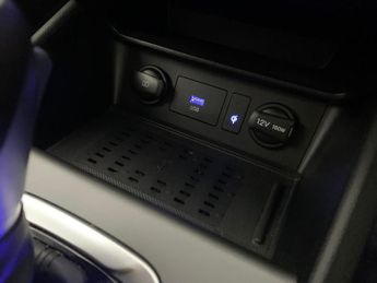 Hyundai Kona 1.6 h-GDi Premium DCT (141 ps) - LED - REVERSE CAM - NAV