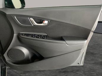 Hyundai Kona 1.6 h-GDi Premium DCT (141 ps) - LED - REVERSE CAM - NAV