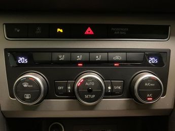 Seat Ateca 1.5 TSI EVO XPERIENCE DSG (150 ps) - LED - REVERSE CAM - NAV