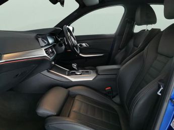 BMW 3 Series 2.0 320i M Sport (184 ps) - 19IN ALLOYS - M SPORT PRO - CARPLAY
