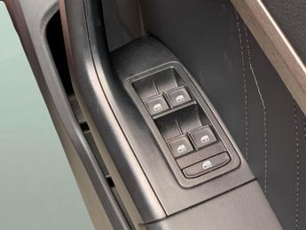 Seat Ateca 1.5 TSI EVO XPERIENCE DSG (150 ps) - LED - REVERSE CAM - NAV