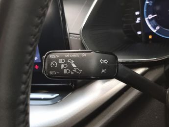 Skoda Octavia 2.0 TDI SE Technology DSG (116 ps) - LED - SMARTLINK - WIFI